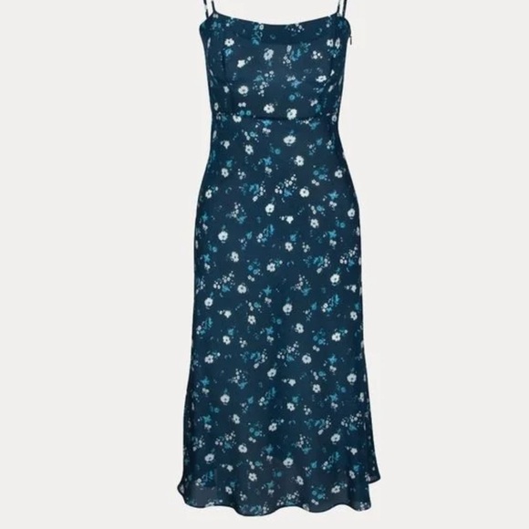 Réalisation Par The Amelia Dress - Picture 1 of 7